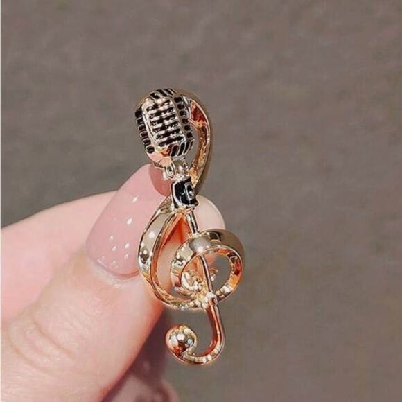 Vintage Inspired Microphone Brooch, Gold Tone, Rockabilly, Elegant - Picture 4 of 4
